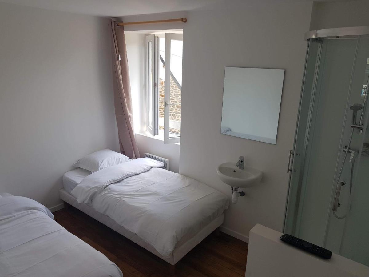 Chambres / Bedroom Pleine-Fougeres Exterior photo