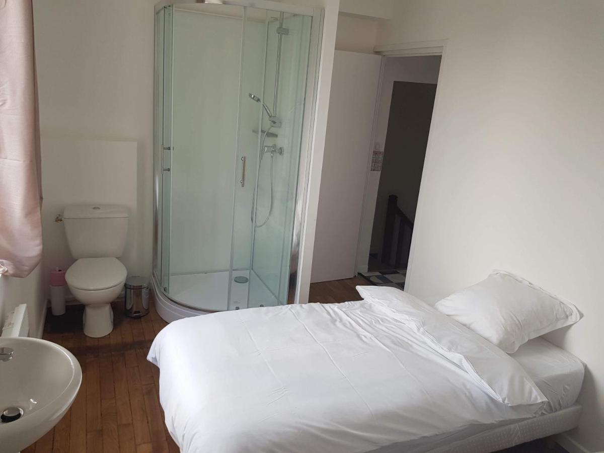Chambres / Bedroom Pleine-Fougeres Exterior photo